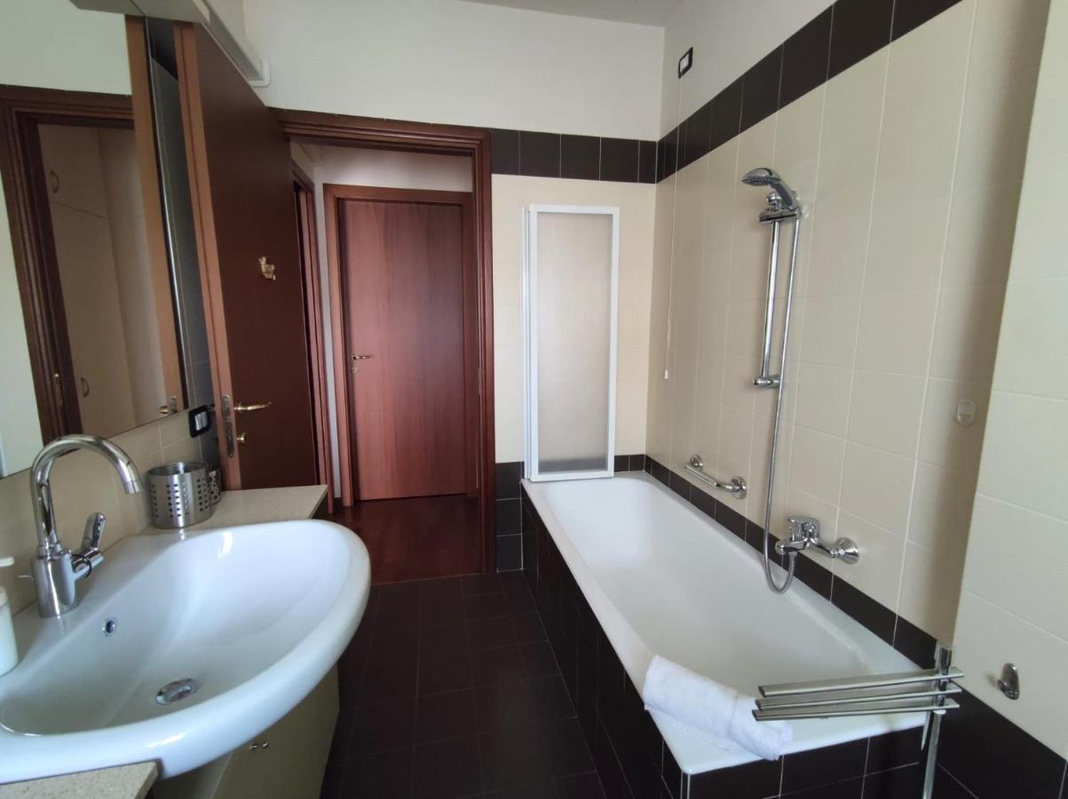 Appartamento Magnolia - Immobili E Soluzioni Rent Bérgamo Exterior foto
